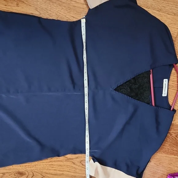 Dress - Picture 7 of 8